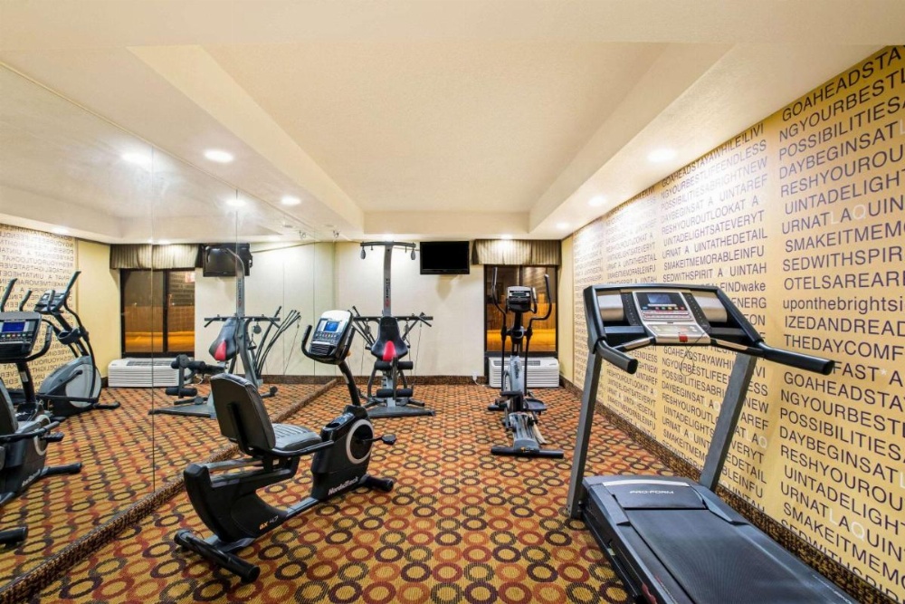 La Quinta Inn & Suites by Wyndham Salina